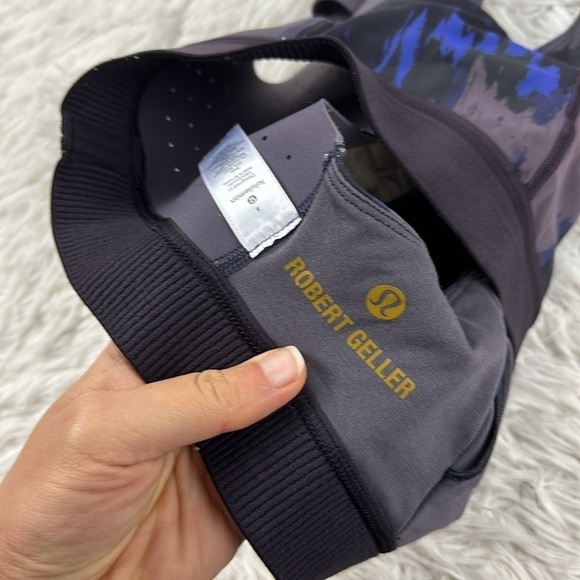 Lululemon Take The Moment Bra *Print Washed Camo Small Dark Indigo Multi - Picture 4 of 6